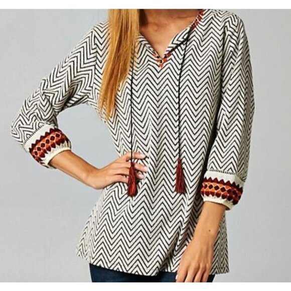 Altar'd State Women's Cream Chevron Embroidered Peasant Bohemian Blouse Small - Picture 1 of 10